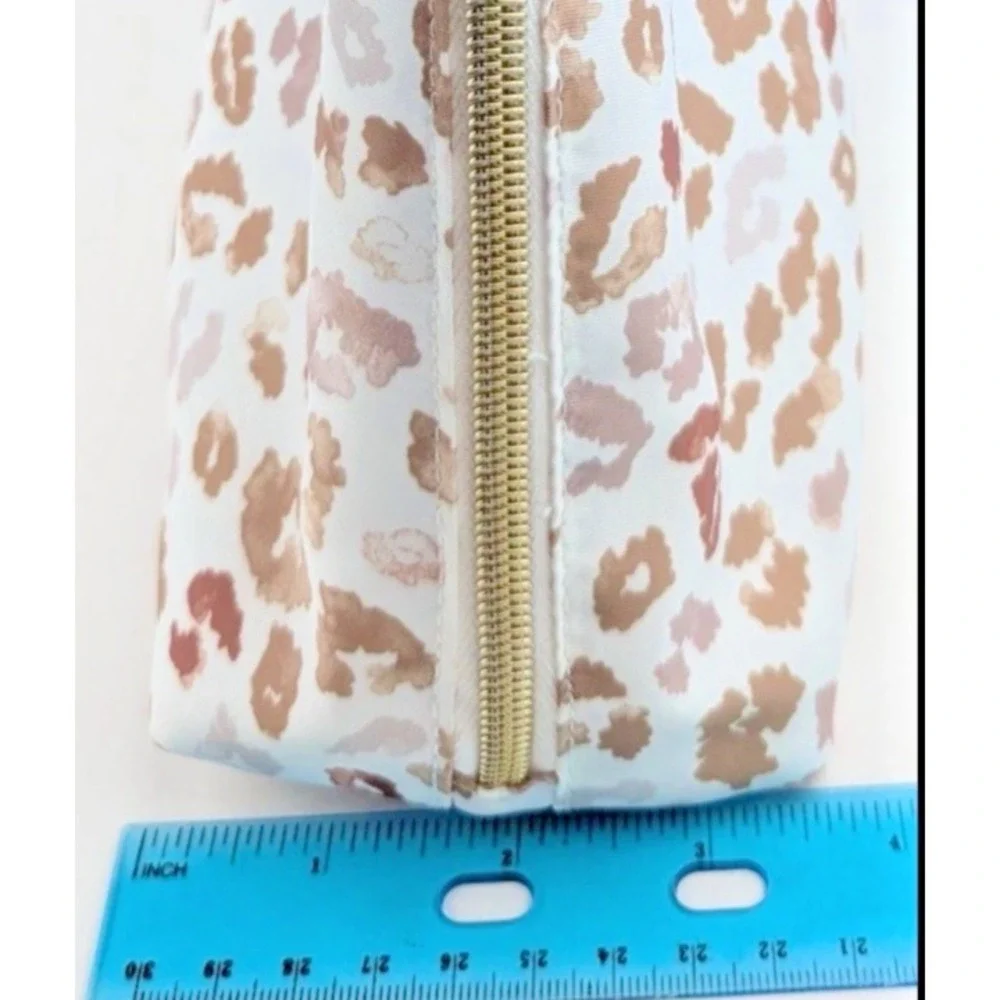 Sonia Kashuk Large Leopard‎ Print Cosmetics Makeup Toiletries Bag + Pouch